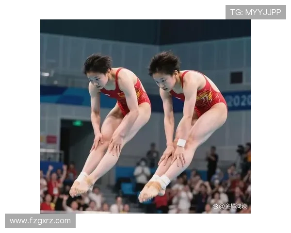 跳水运动的魅力与挑战:从技巧训练到竞技精神的全面解析 跳水运动的魅力与挑战:从技巧训练到竞技精神的全面解析