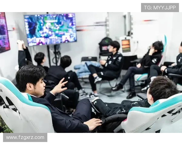 LNG战队的整体压制体系解析与英雄联盟战术深度剖析